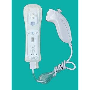Nintendo Wii RVL-003 White Motion Controller with Nunchuck and Cover Tested